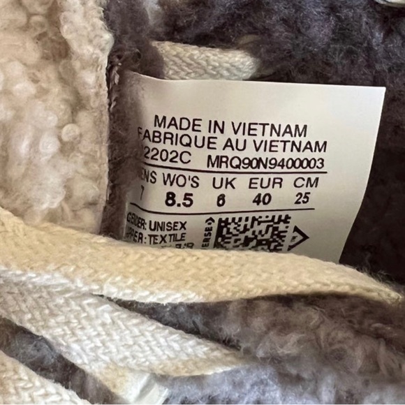 Converse Sherpa Platform Womens Converse Sneakers 7 New - Picture 8 of 9